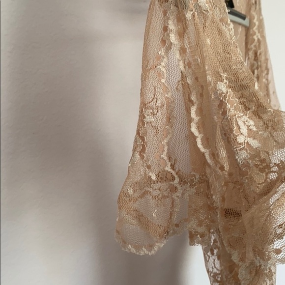 Maddie Gold Nude Lace Wrap Top M/L - Picture 4 of 7